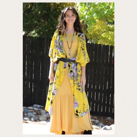 S M Umgee Wildflower Chorus kimono yellow - Picture 3 of 5